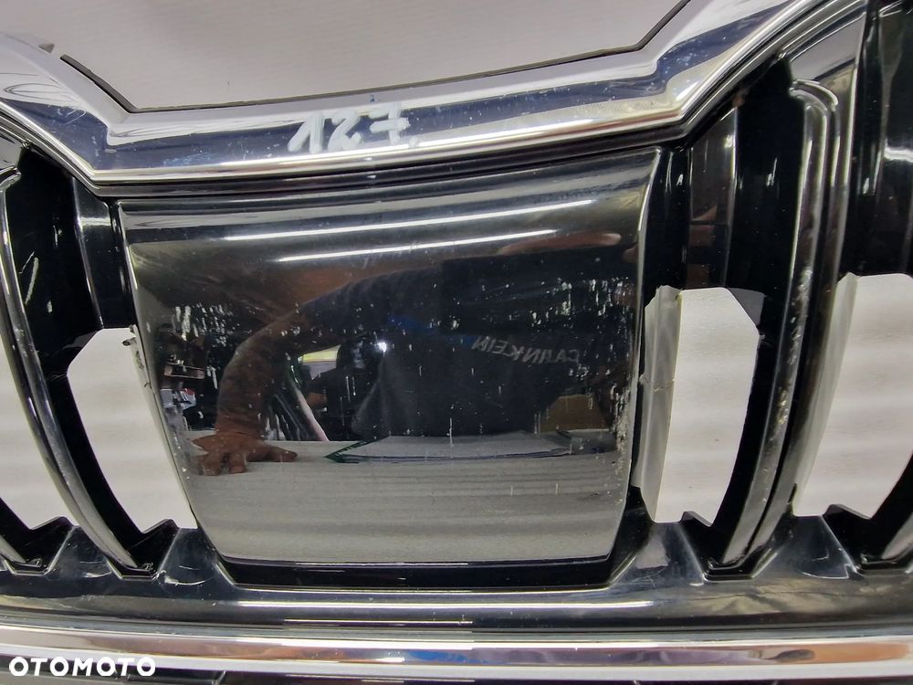 SKODA OCTAVIA III LIFT 16- RS VRS LAKIEROWANA ATRAPA / GRILL PRZEDNI PRZÓD , NR 5E0853653C , NR AUKCJI GR127 - 11