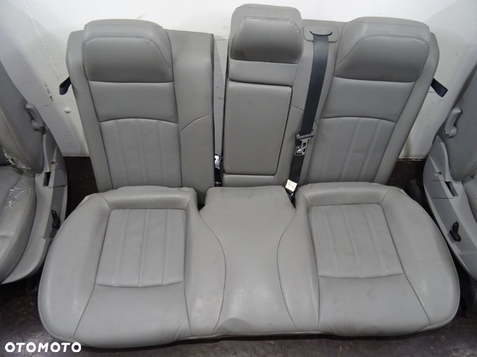 CHRYSLER 300C 04-10 KOMBI 3.0 CRD FOTELE GRZANE PRZÓD TYŁ - 2