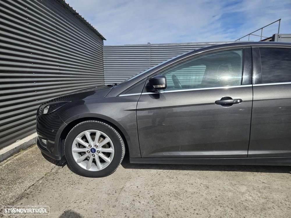 Ford Focus 1.5 TDCi EcoBlue Titanium - 15