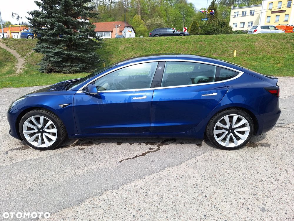 Tesla Model 3 Langstreckenbatterie Allradantrieb Dual Motor - 14