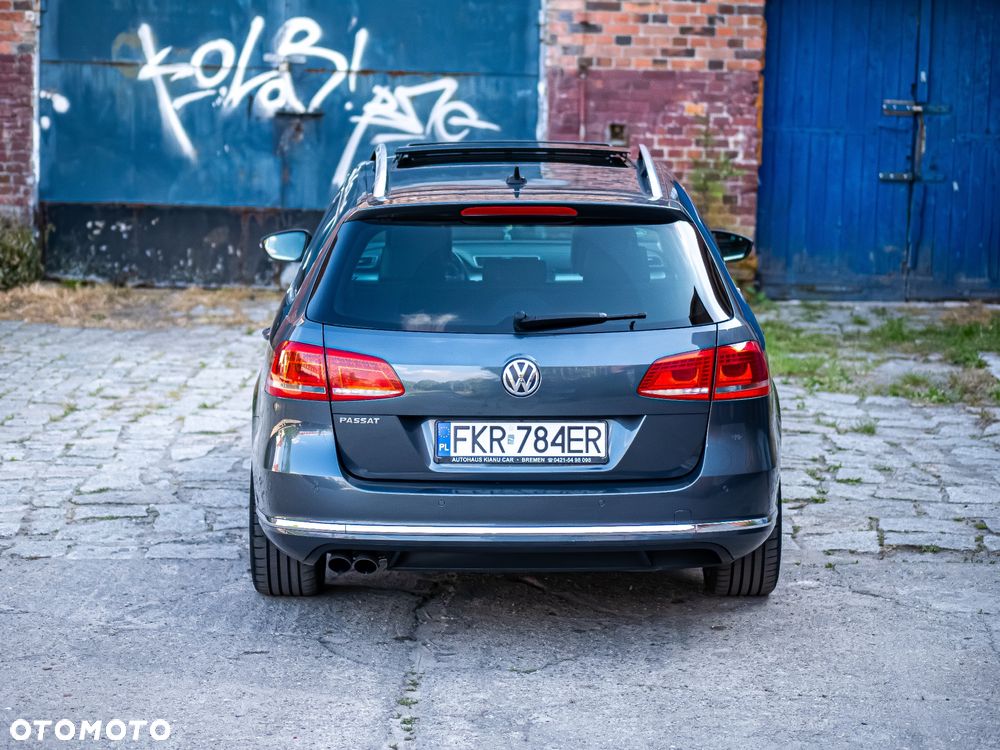 Volkswagen Passat 2.0 TDI Highline - 19