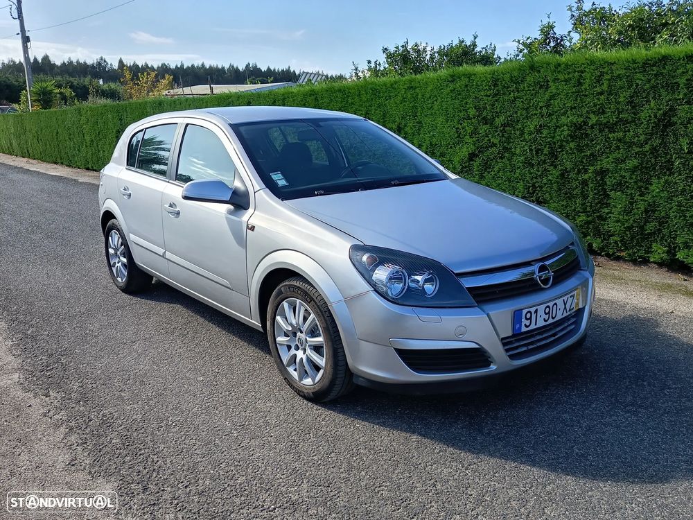 Opel Astra 1.7 CDTi Elegance - 2