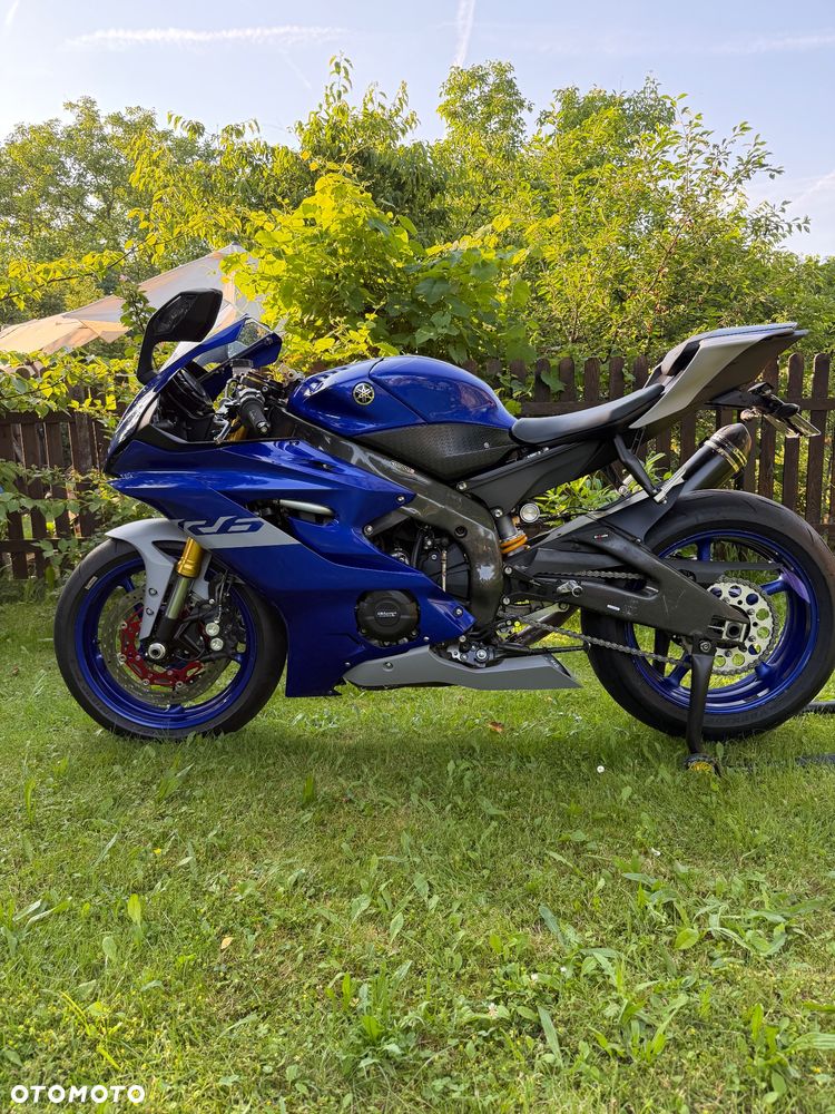 Yamaha R6 - 9