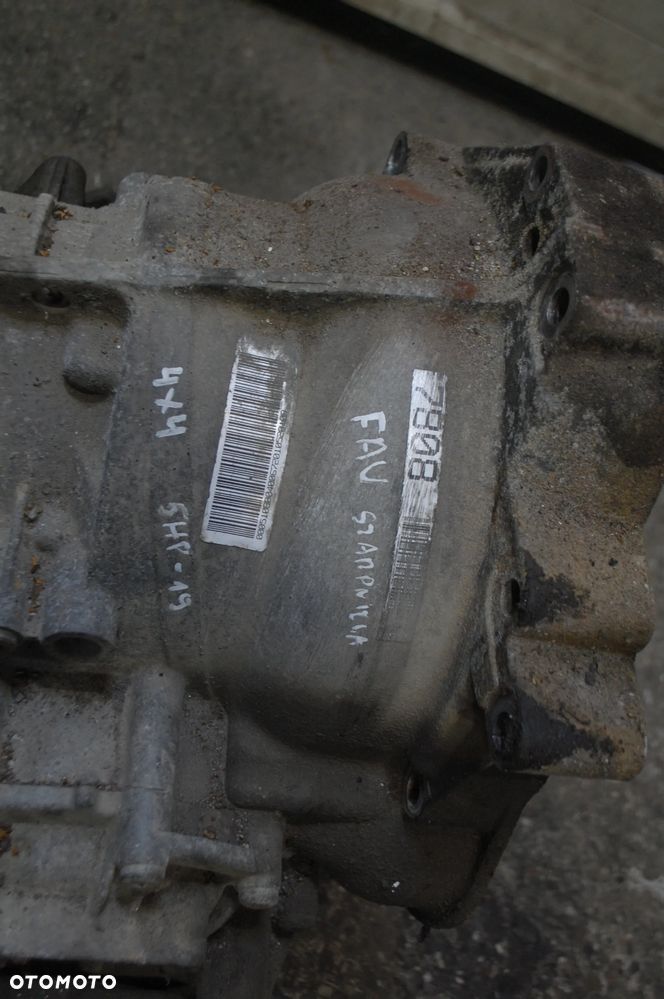 SKRZYNIA BIEGÓW AUTOMATYCZNA QUATTRO FAV 5HP-19 AUDI A6 C5 2.5 TDI A4 B6 VW PASSAT B5 - 5