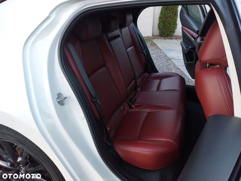 Mazda 3 2.0 mHEV AWD Enso - 17