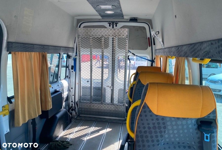 FORD Transit 2.2 TDCi 330 - Minibuss - Dla inwalidów - Pneumatyka - Rampa - 21