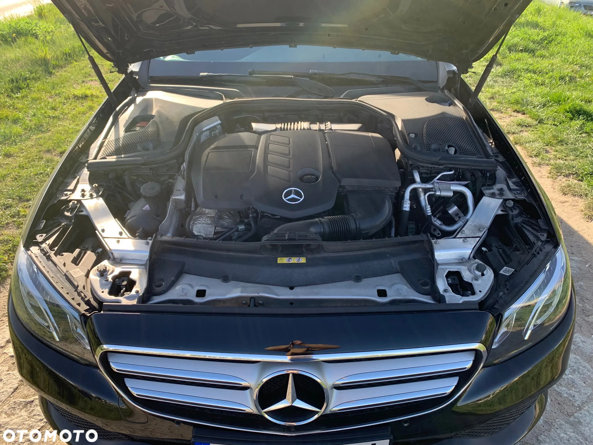 Mercedes-Benz Klasa E 220 d T 9G-TRONIC - 9