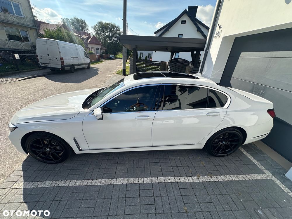 BMW Seria 7 740Li xDrive - 9