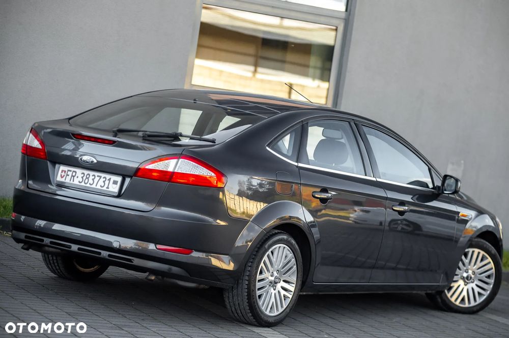 Ford Mondeo 2.5 Titanium X - 11