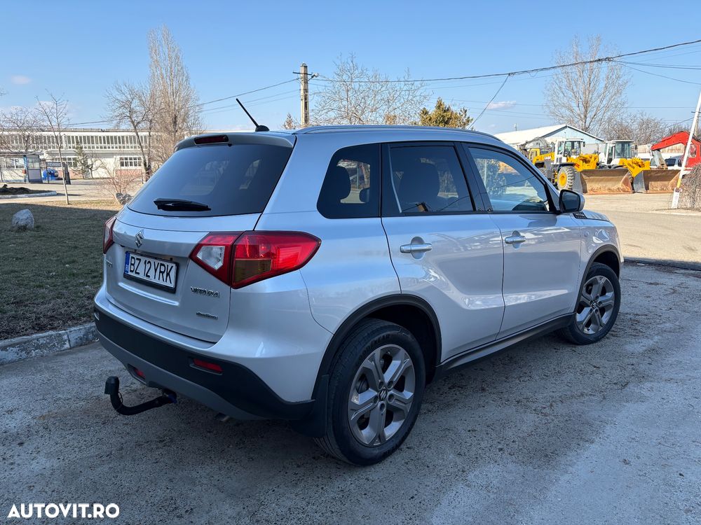 Suzuki Vitara 1.6 DDIS 4X4 Spirit - 10