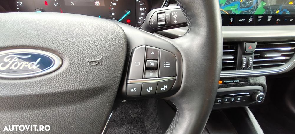 Ford Focus 1.0 EcoBoost Titanium X - 14
