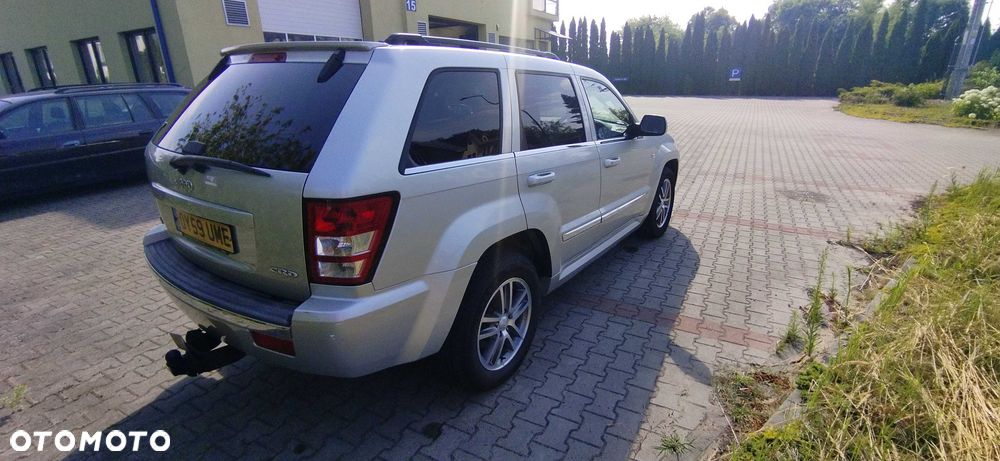 Jeep Grand Cherokee - 4
