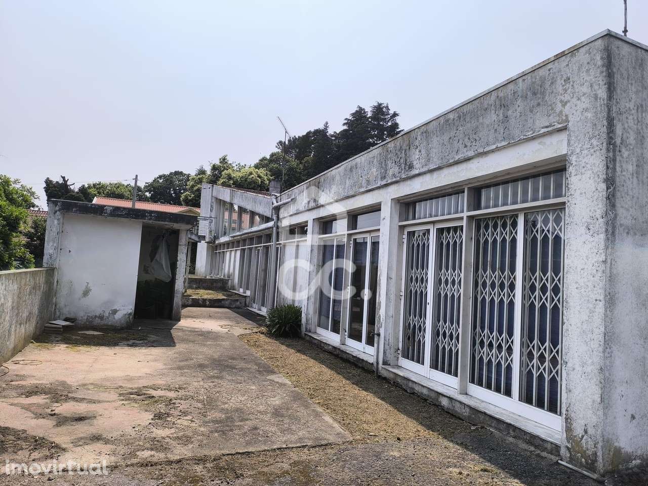 Imóvel afeto a serviços em Lordelo - Grande imagem: 4/47