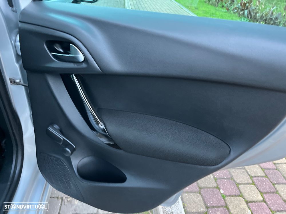 Citroën C3 1.2 PureTech Seduction - 22