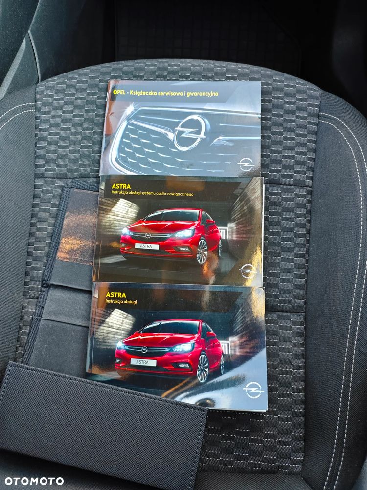 Opel Astra 1.6 CDTI Dynamic S&S - 28
