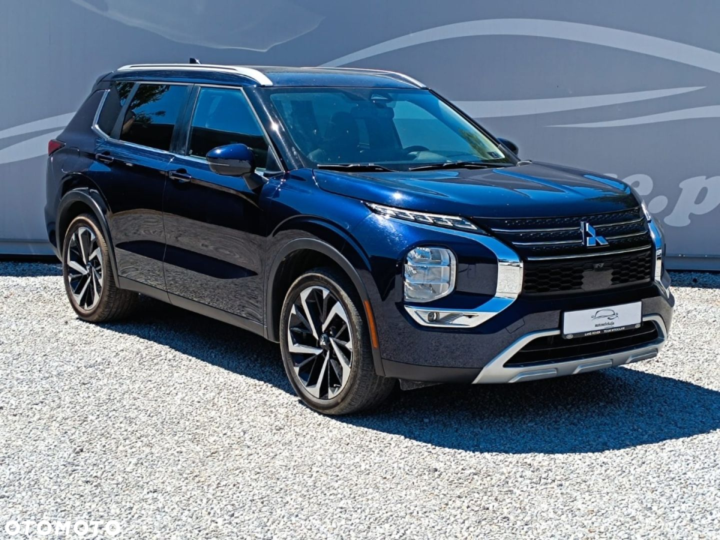 Mitsubishi Outlander - 7