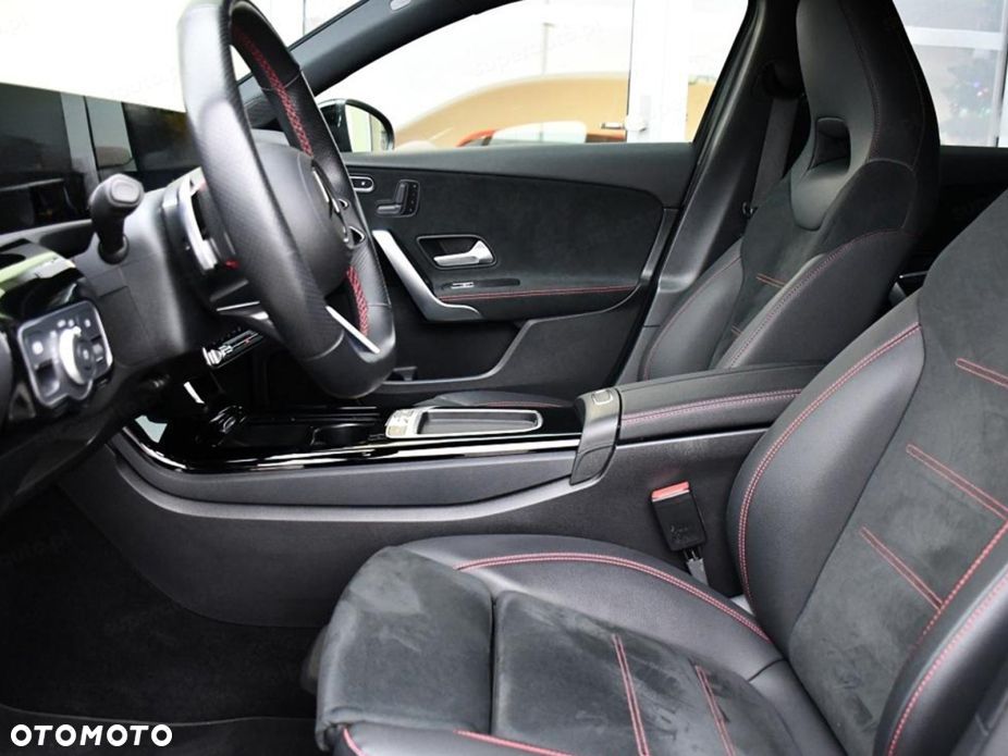 Mercedes-Benz Klasa A 200 d AMG Line 8G-DCT - 7