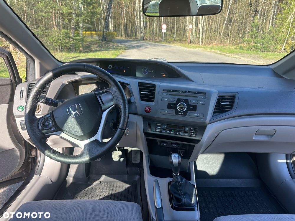 Honda Civic 1.8 Comfort - 12