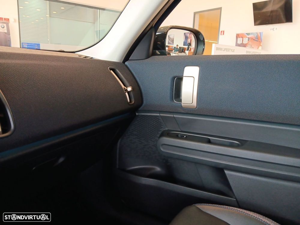 MINI Countryman D Favoured M - 16