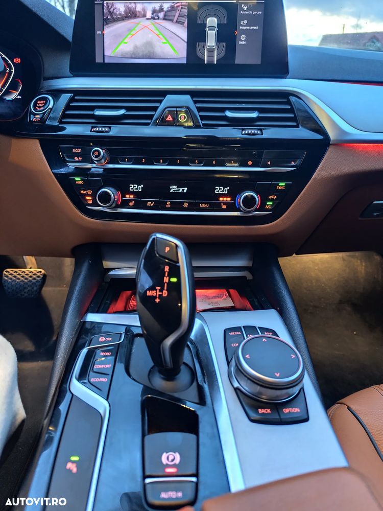 BMW Seria 5 518d Aut. - 8