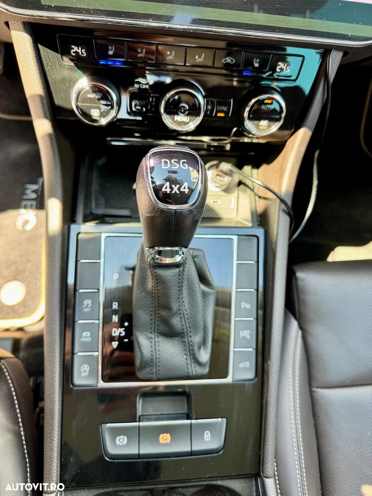 Skoda Superb 2.0 TDI 4X4 DSG Laurin & Klement - 26