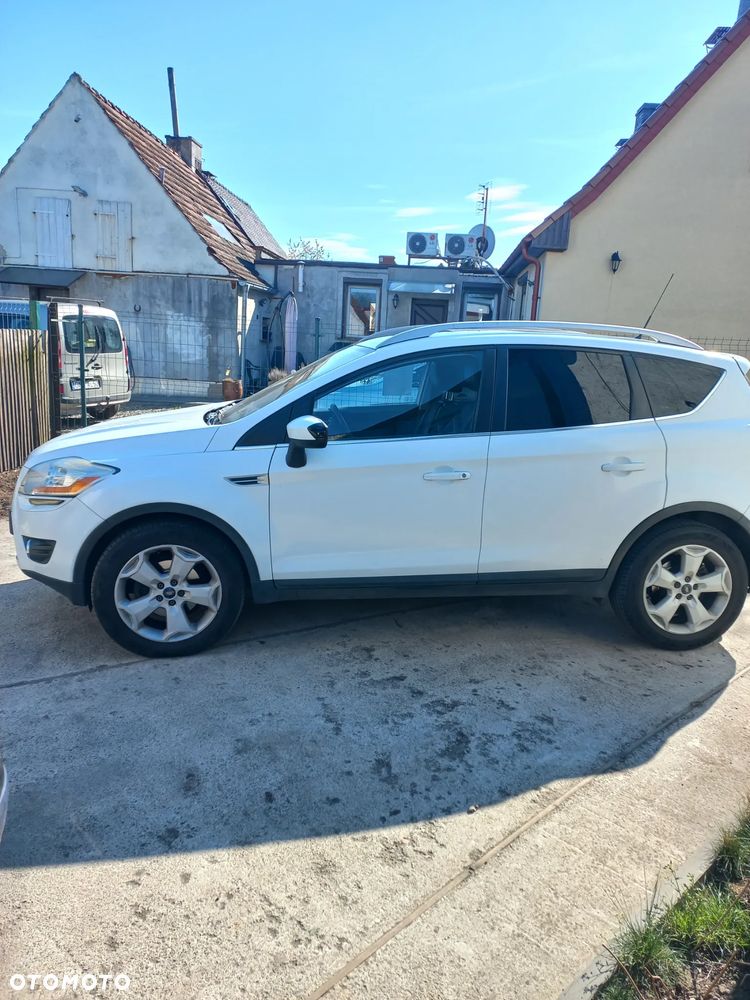 Ford Kuga - 2