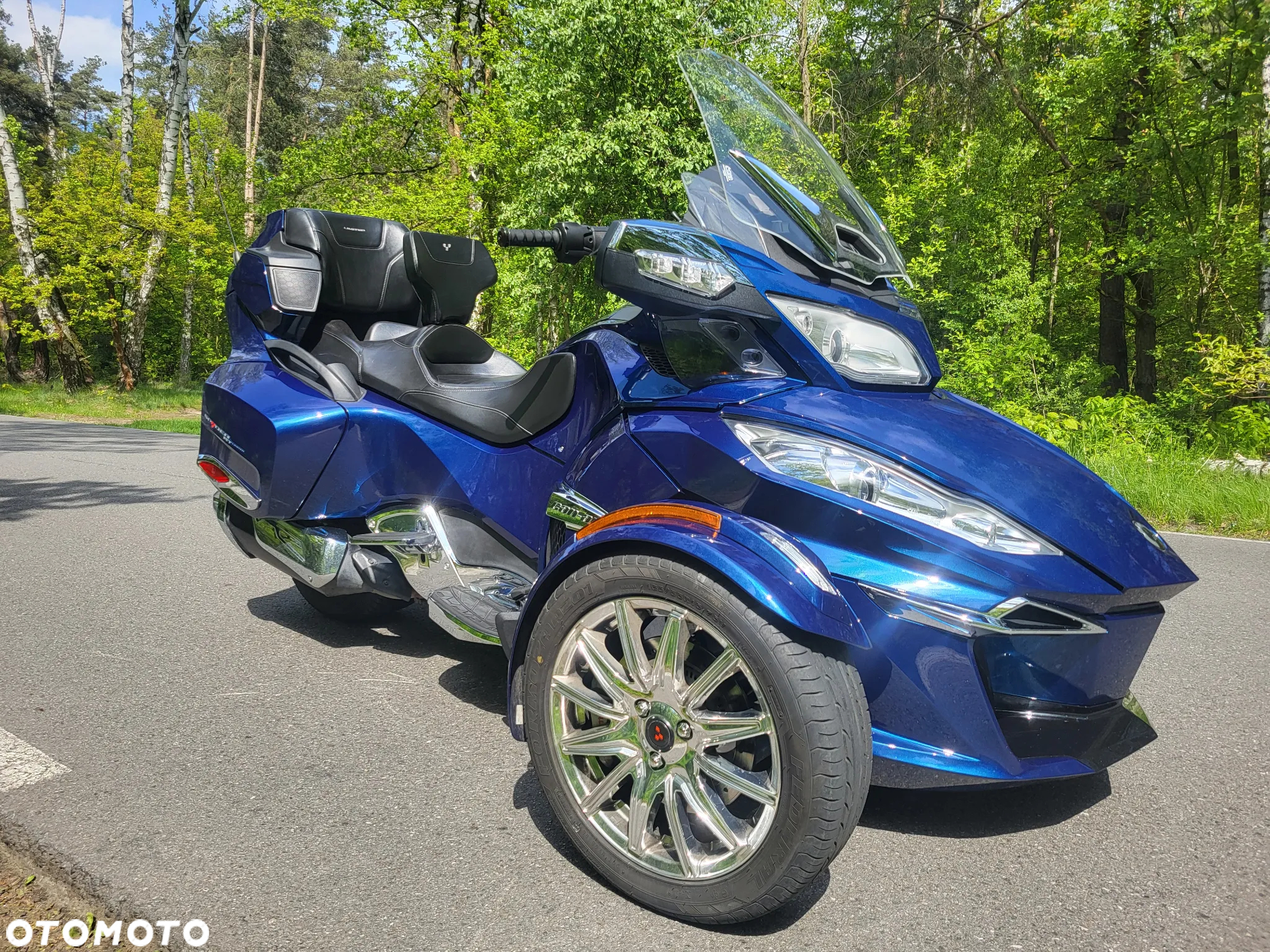 Can-Am Spyder - 10