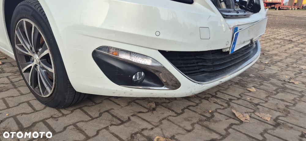 Peugeot 308 1.2 PureTech Active S&S - 4