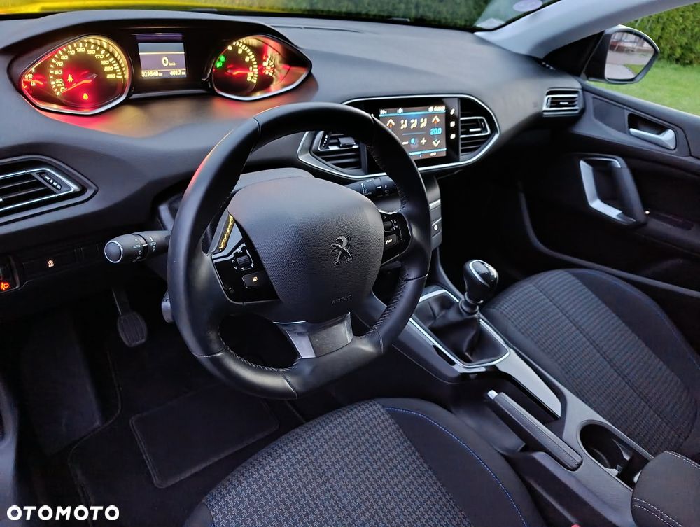 Peugeot 308 PureTech 110 Stop & Start Style - 34