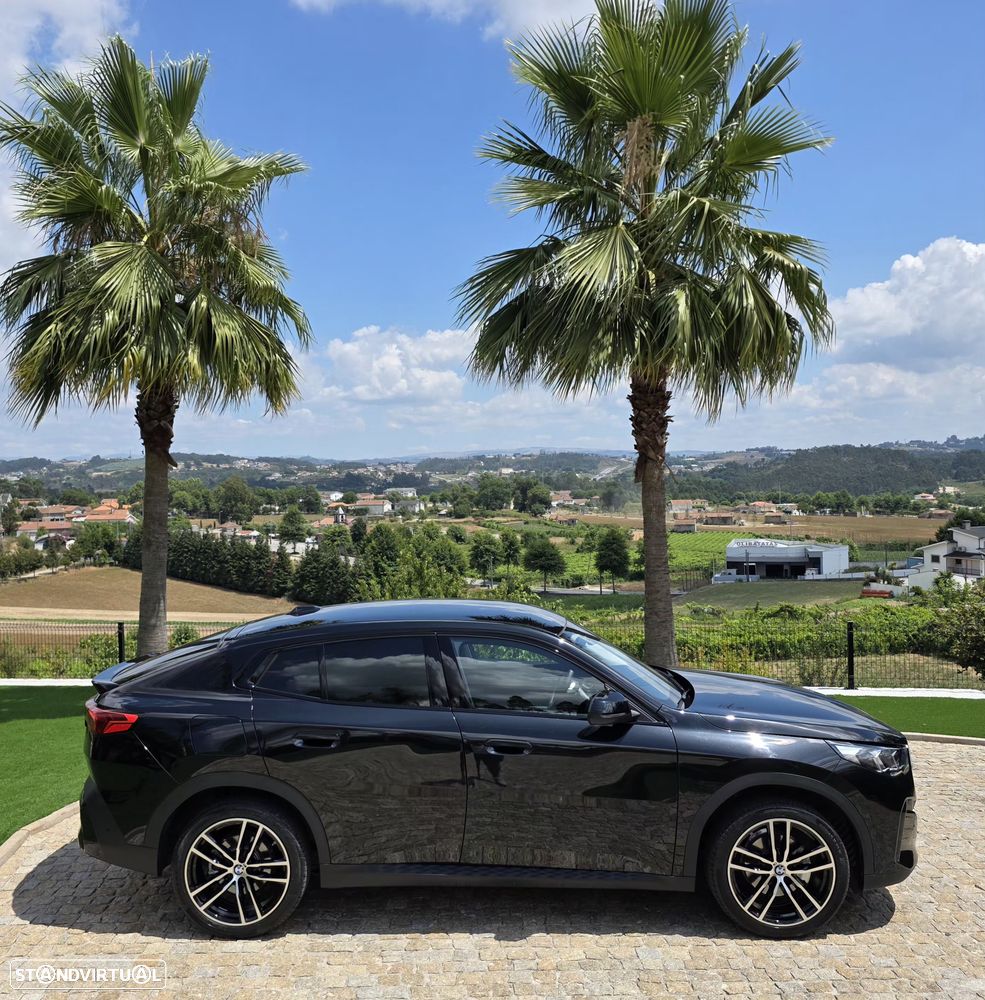 BMW iX2 eDrive20 - 14
