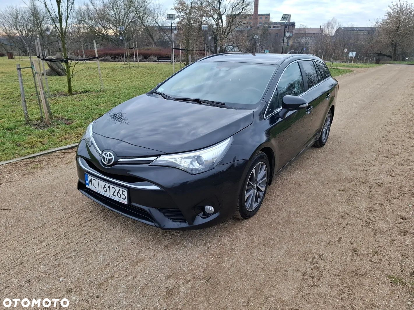 Toyota Avensis 2.0 D-4D Prestige - 1