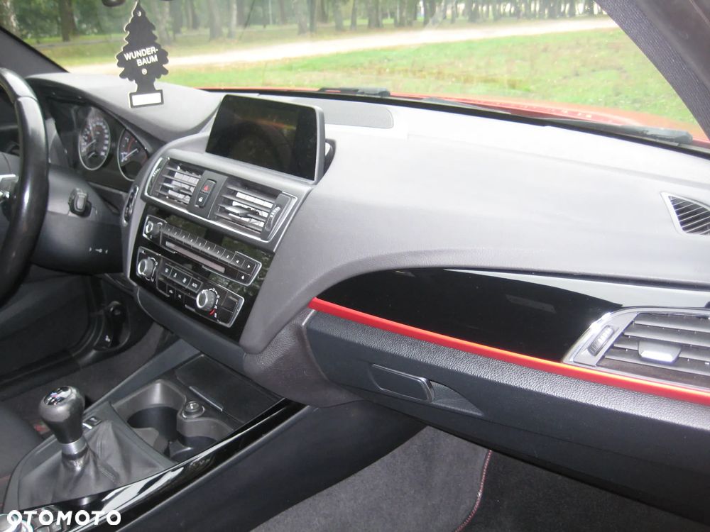 BMW Seria 1 116d Sport Line - 18