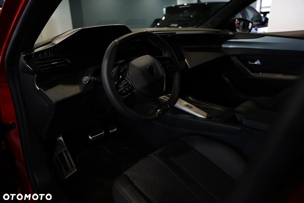 Peugeot 408 1.2 PureTech mHEV GT S&S e-DSC6 - 9