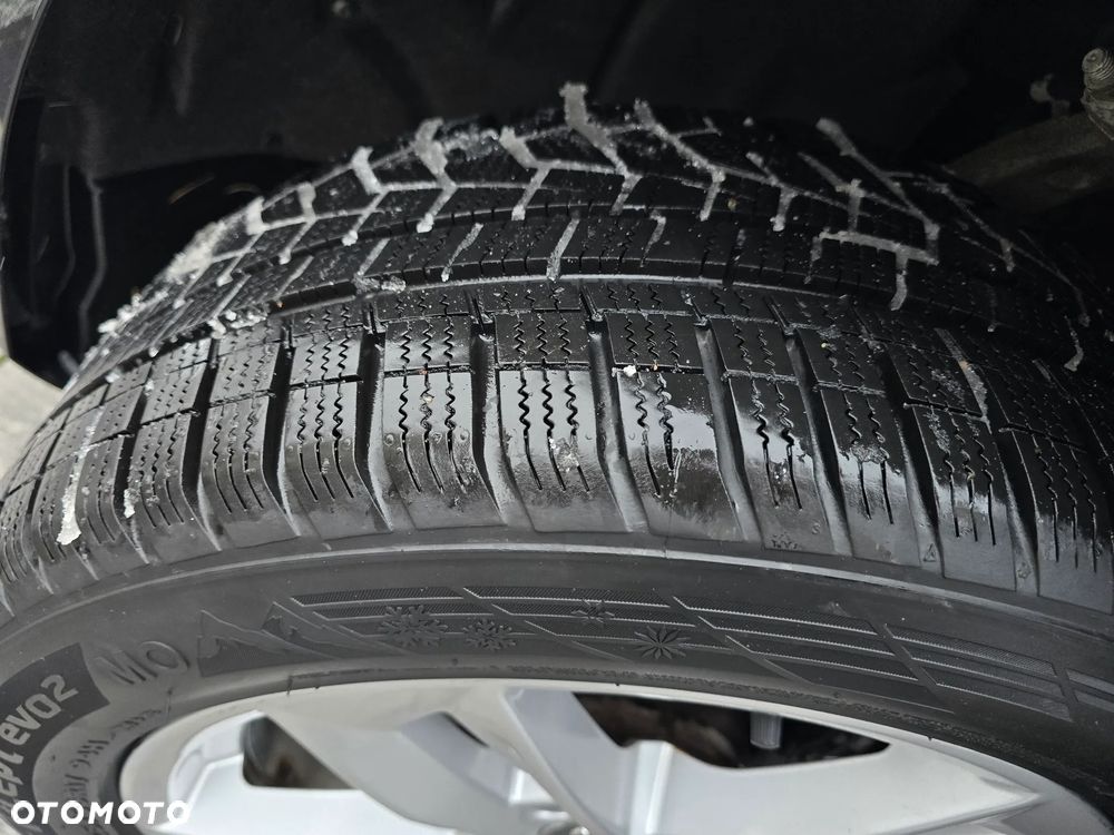 Audi A4 Avant 2.0 TDI design - 39