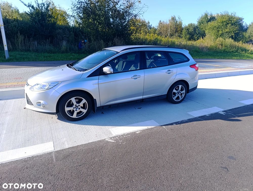 Ford Focus 1.6 Trend - 4