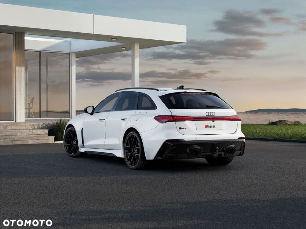 Audi RS5 Avant - 6