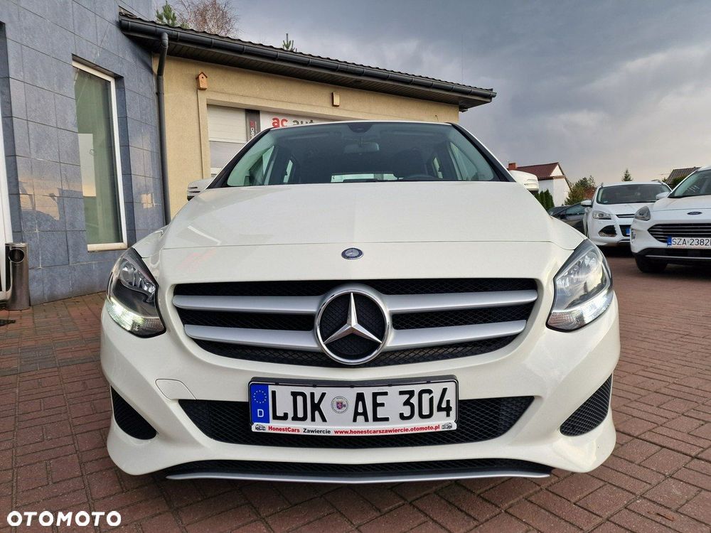 Mercedes-Benz Klasa B 180 Edition - 6
