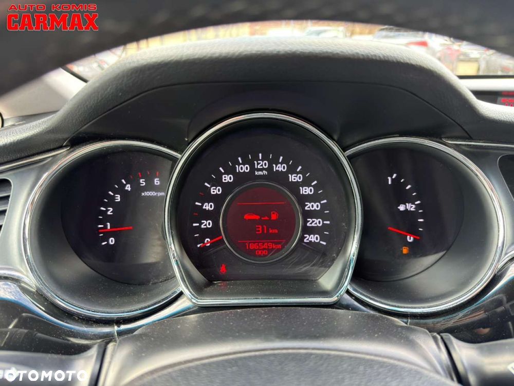 Kia Ceed - 22