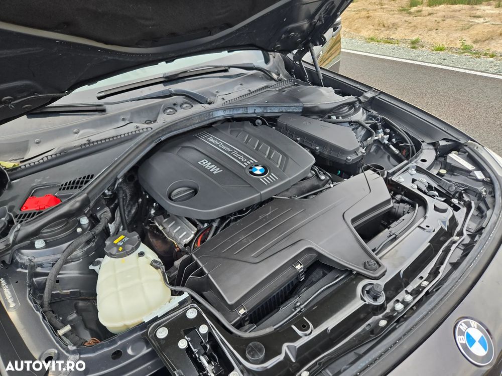 BMW Seria 3 320d xDrive Aut. Luxury Line - 32