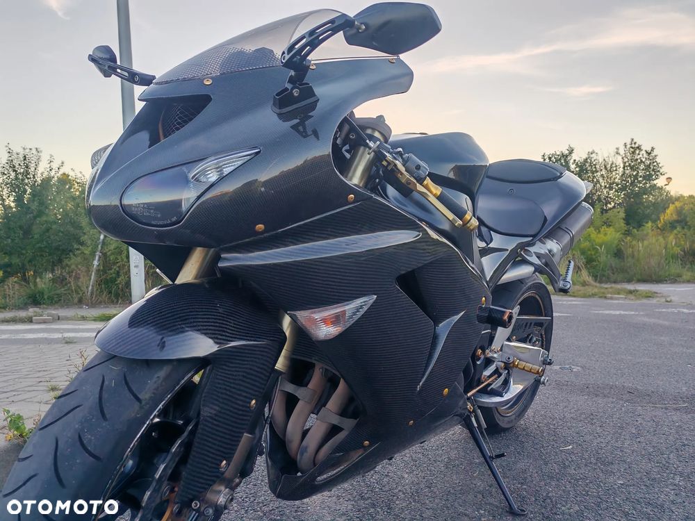 Kawasaki ZX - 9