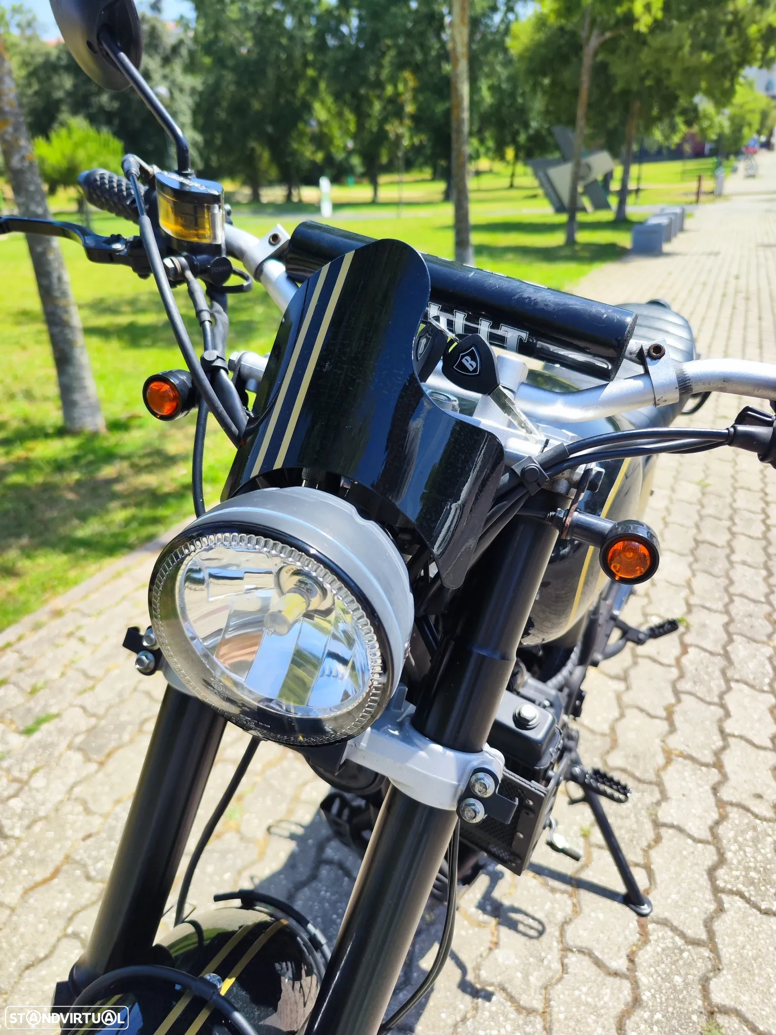 Bullit Hero 250 - 10