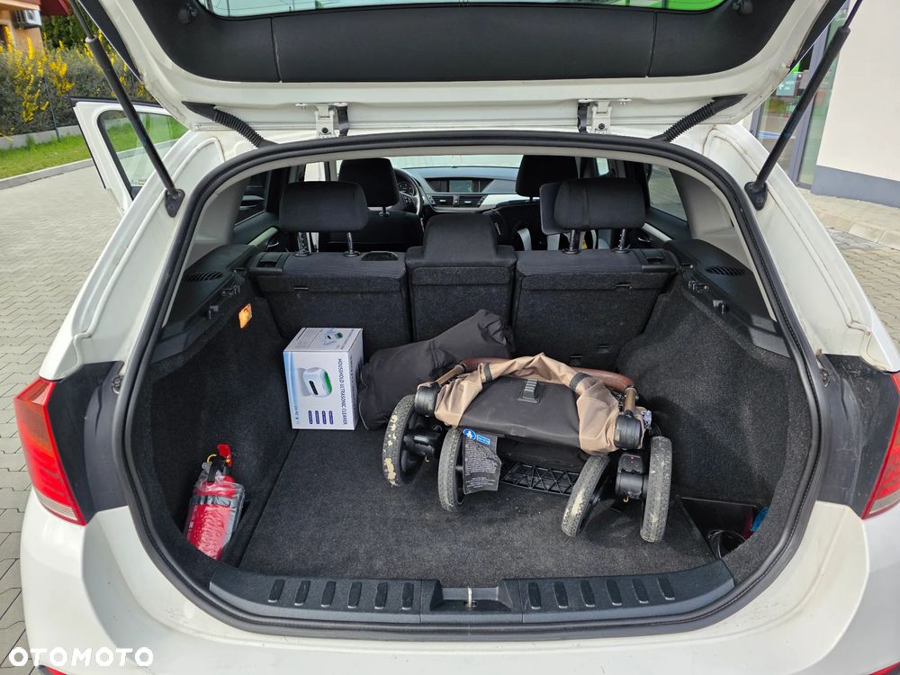 BMW X1 sDrive18d - 12