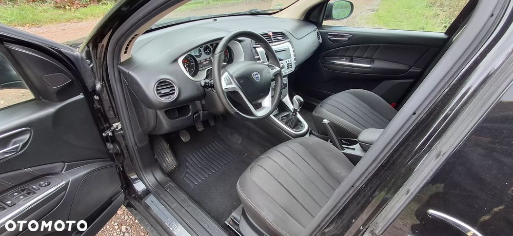 Lancia Delta 1.4 T-Jet 16v Oro - 9