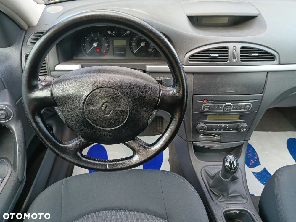 Renault Laguna - 2