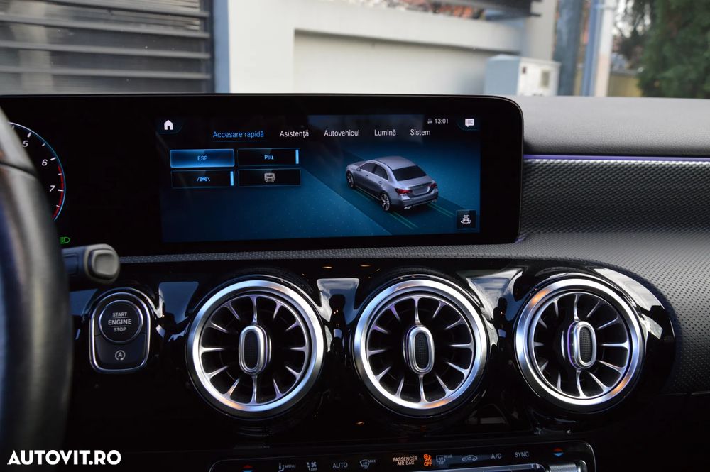 Mercedes-Benz A 180 7G-DCT Lim. Special Edition - 32