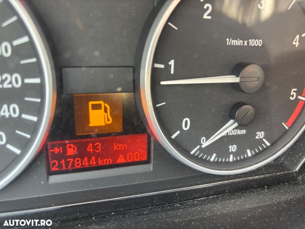 BMW Seria 3 318d DPF - 11