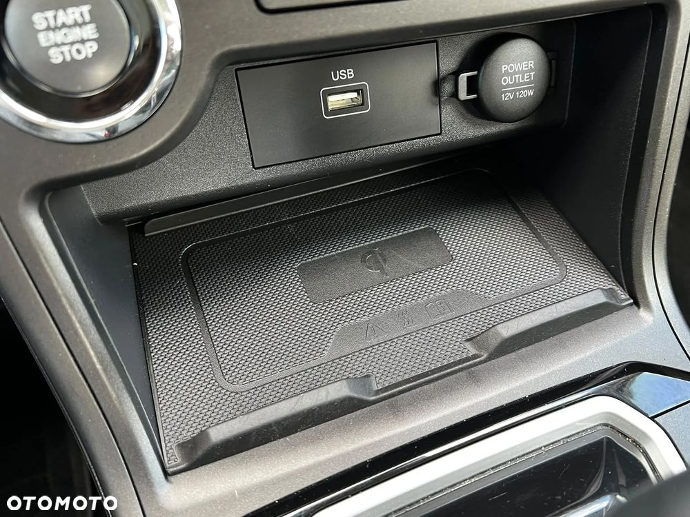SsangYong/KGM Korando E-Motion Platinum - 21