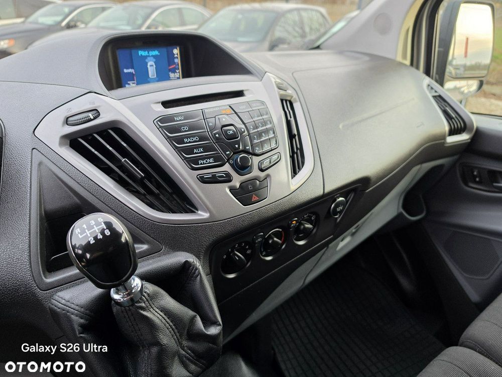 Ford Transit Custom - 32