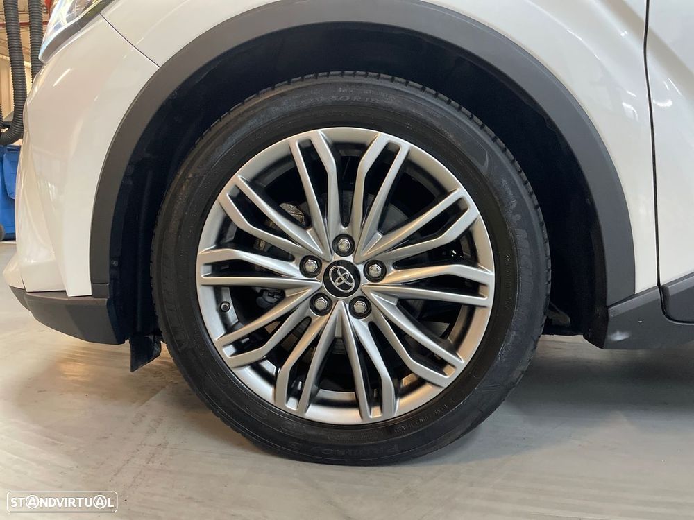 Toyota C-HR - 16