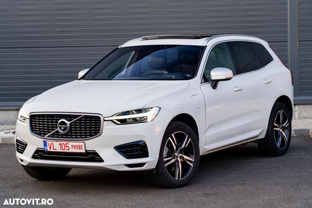 Volvo XC 60 T8 Twin Engine AWD R-Design - 2